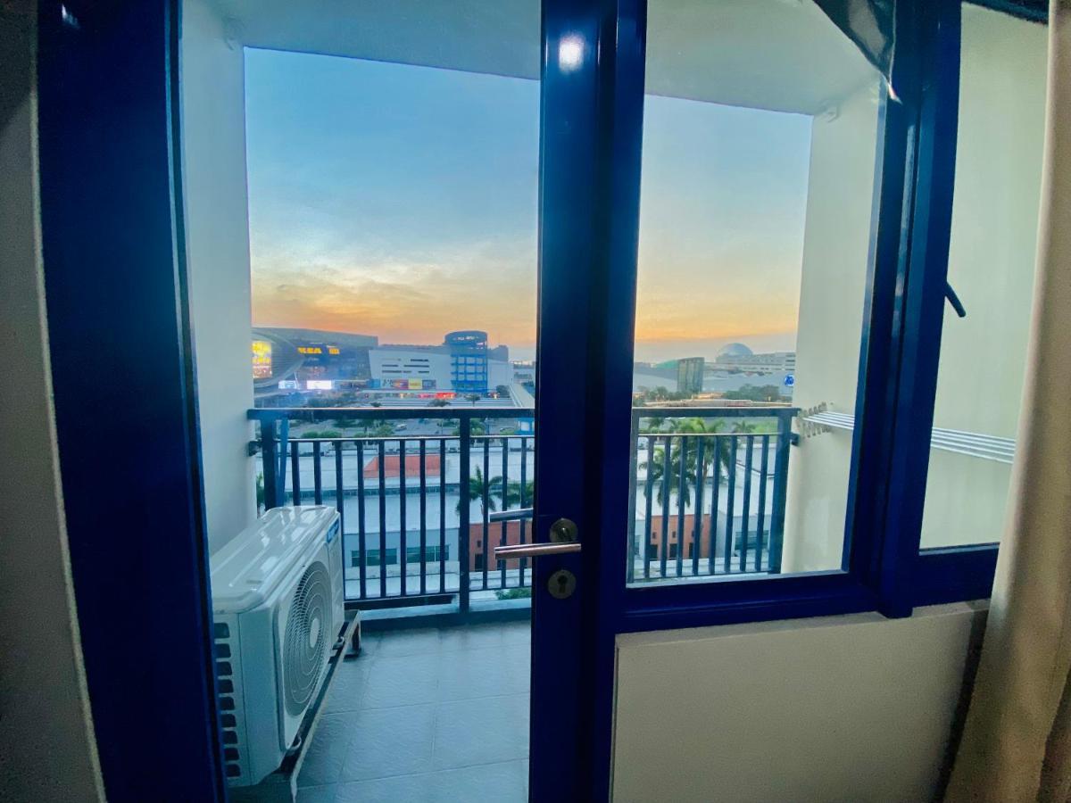 פאסאי Azenith Staycation At Sea Residences Moa מראה חיצוני תמונה