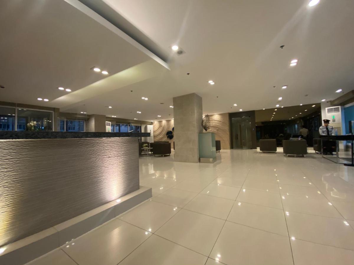 פאסאי Azenith Staycation At Sea Residences Moa מראה חיצוני תמונה