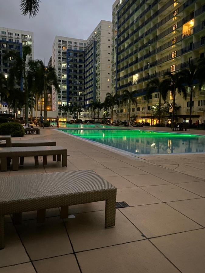 פאסאי Azenith Staycation At Sea Residences Moa מראה חיצוני תמונה